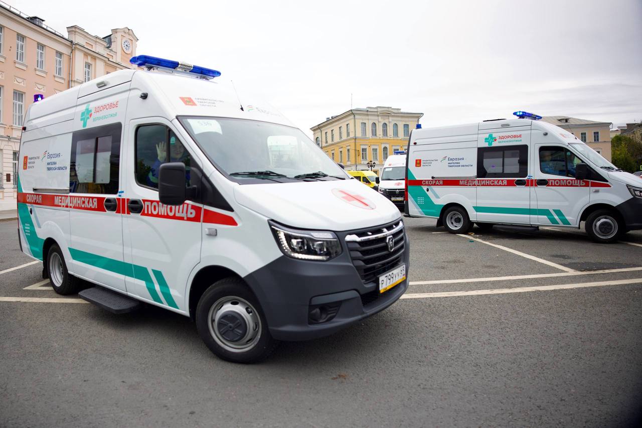 АНО «Евразия» передала Тверской области 42 новые машины скорой помощи