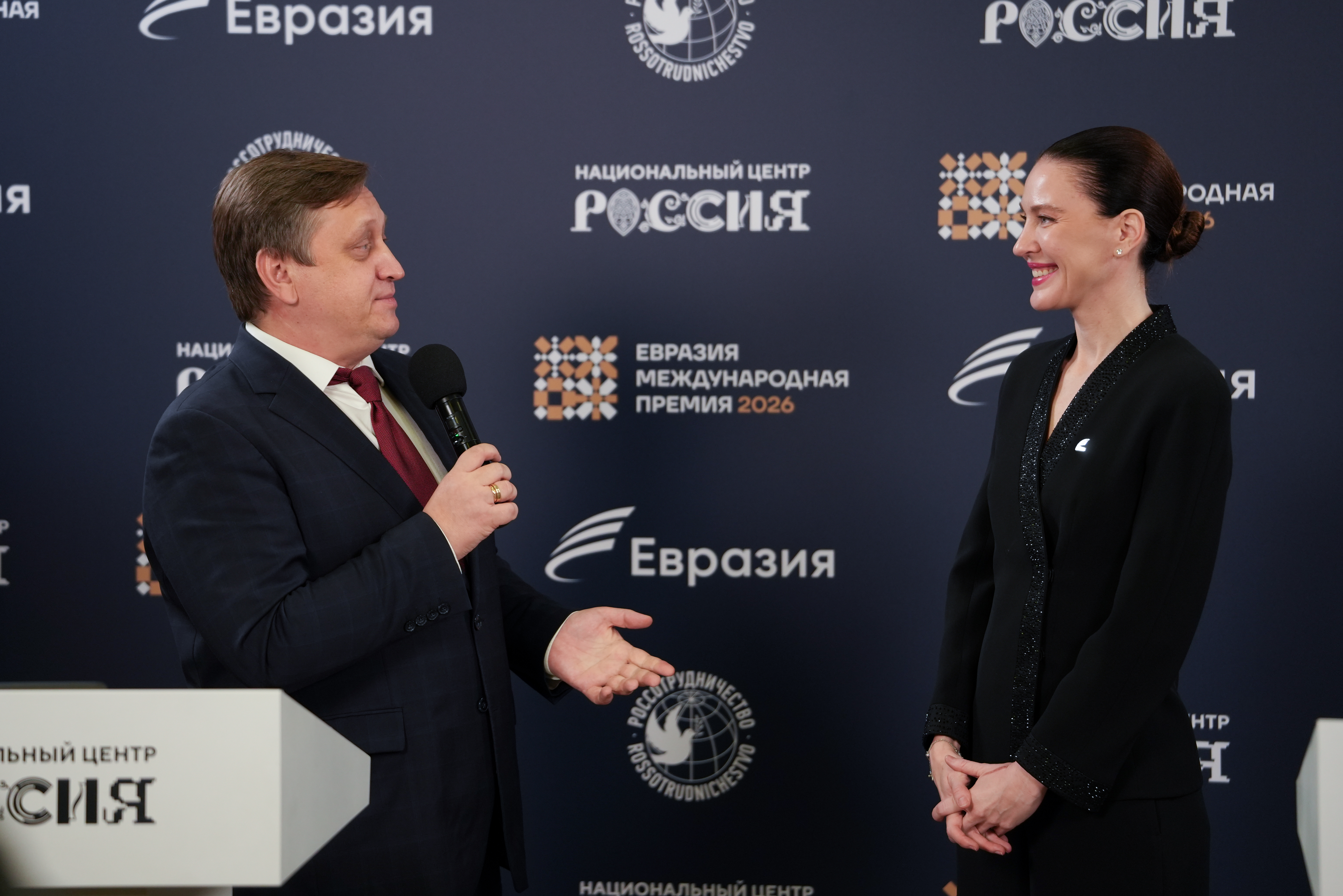 На Премии «Евразия» подписали соглашения о партнёрстве сразу с тремя организациями